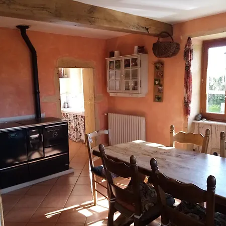 D'hotes Les Papillons Bed & Breakfast *